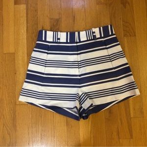 Shorts striped